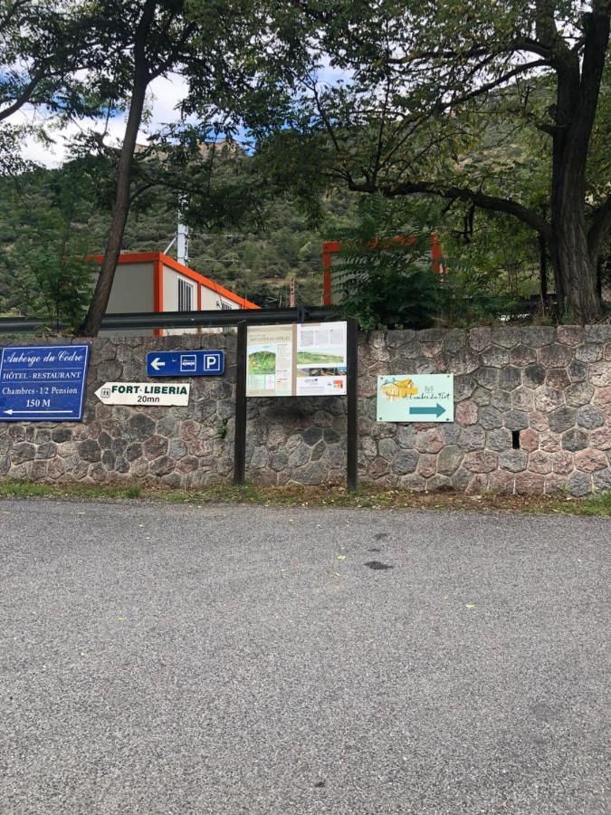 A L'Ombre Du Fort Fuilla Kültér fotó