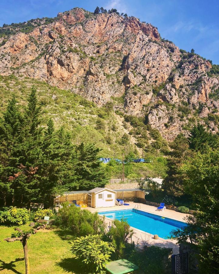 A L'Ombre Du Fort Fuilla Kültér fotó